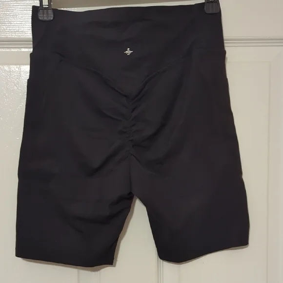 HALARA Women's Classic Black Bike Shorts - Picture 4 of 5